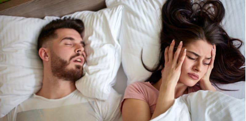 Terlalu Penat Kerja Boleh Sebabkan Berdengkur Pada Waktu Malam?