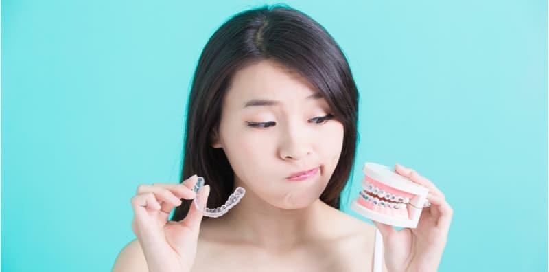 MENGEJUTKAN! Pendakap Gigi Boleh Buat Gigi Jadi Rongak?