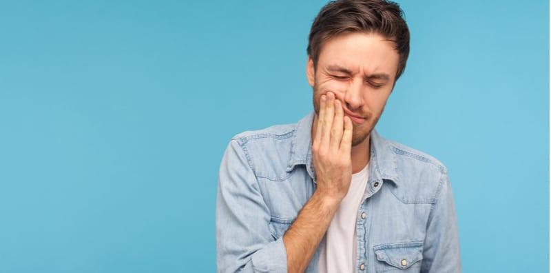 Pernah Ada Masalah Gusi? JAGA-JAGA! Risiko Untuk Anda Terkena Penyakit Strok TINGGI