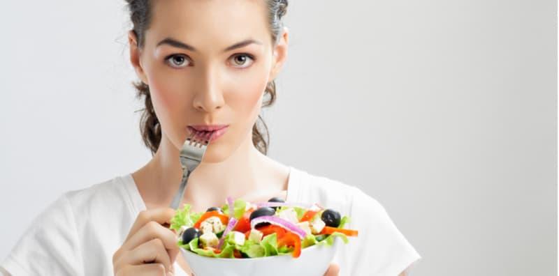 Risau Tak Cukup Zat Kalau Jadi Pengamal Vegetarian? Ini Cara Nak Pastikan Nutrisi Anda Mencukupi