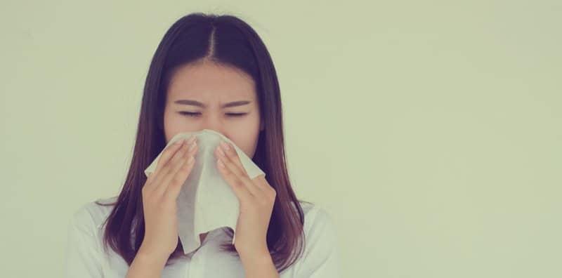 Ada 7 Cara Nak Atasi Kalau Hidung Asyik Rasa Gatal, Minum Air Kosong Tip Paling Mudah!