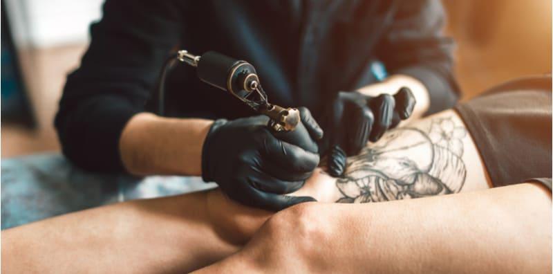Boleh Ke Pesakit Psoriasis Memiliki Tatu Badan? Sebelum Buat, Baca Artikel Ini!