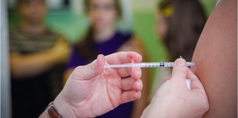 Ibu Ayah, Ini Sebab Mengapa Anak Remaja Anda Perlu Ambil Vaksin HPV