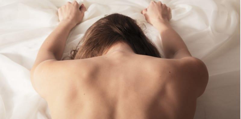 Selain 'Woman On Top' 5 Posisi Seks Ini Juga Berisiko Cederakan Anda, Hati-Hati Ya!