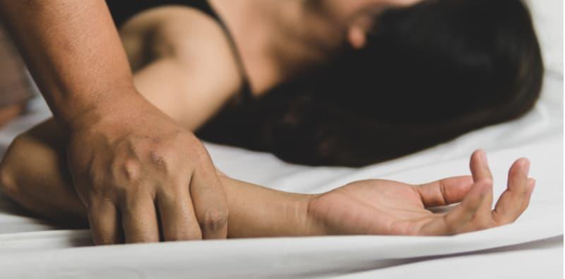 Sudah Berkahwin Tak Bermakna Anda Boleh Terus Terjah Pasangan! Kena Minta Izin Sebelum Seks