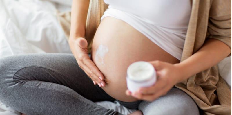 Selain Muka, 4 Bahagian Tubuh Ini Juga Berisiko Jadi GELAP Ketika Hamil! Ini Cara Nak Rawat