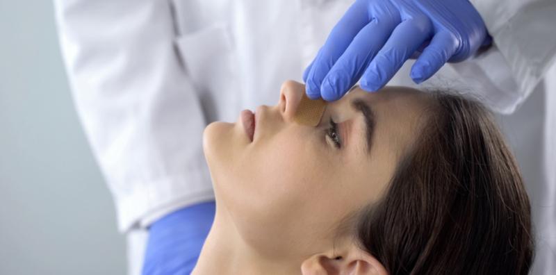 Hidung Berubah Lebam & Keluar Darah, Hati-Hati Anda Mungkin Alami Tulang Hidung Patah!