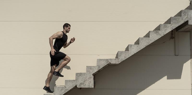 Nak Uji Jantung Sihat? Cuba Naik Tangga 4 Tingkat Dengan Masa Bawah 1.5 MINIT