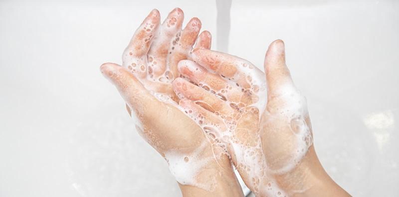 Sabun Sebabkan Kulit Sensitif Jadi Makin Teruk? Ikut 3 Tip Mudah Ini Agar Tak Gatal Lagi!