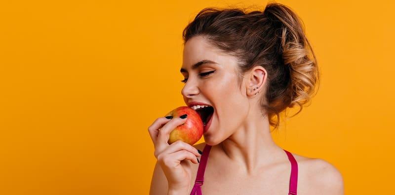 Nak Jantung Lebih Sihat Dan Kulit Glowing? Makan Sebiji Epal Sehari Sudah Cukup!