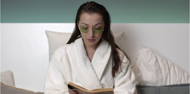 keburukan-tidur-dengan-rambut-basah