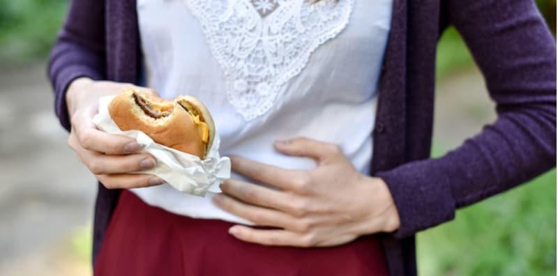 Makan Sikit Saja Tapi Cepat Kenyang? 9 Penyakit Ini Mungkin Puncanya!