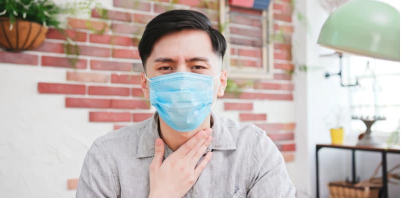 Ini Beza Sakit Tekak Angkara COVID-19 Dengan Jangkitan Biasa!