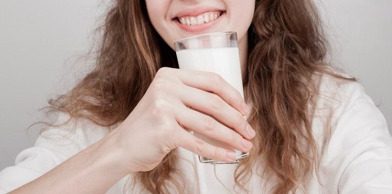 Susu Baik Untuk Tulang Adalah Mitos? Kena Tahu Risiko Minum Terlebih Susu Ini!