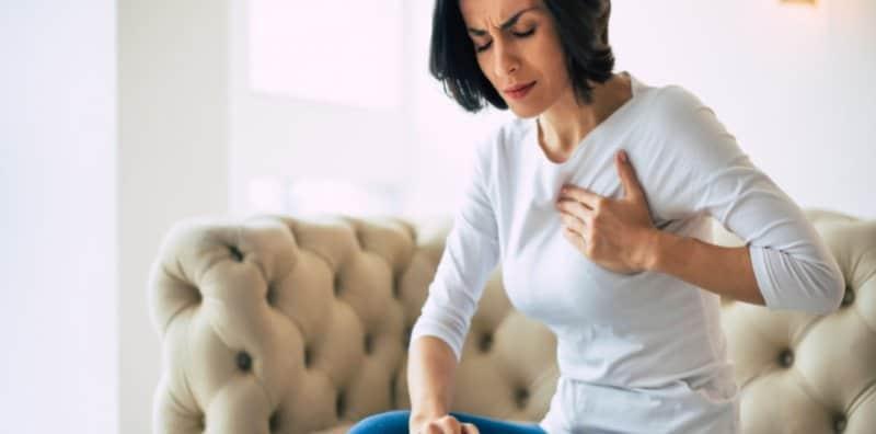 Selain Kanser, Ada 8 Sebab Payudara Sebelah Kiri Rasa Sakit! No. 3 Punca Paling Lazim