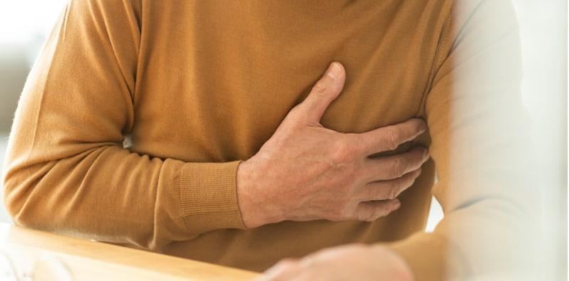 kenapa-sakit-dada-jantung