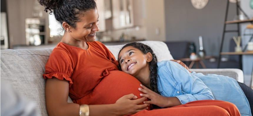 tendangan-bayi-dalam-kandungan