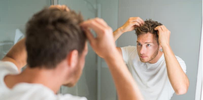 Untuk Lelaki! Atasi Masalah Rambut Gugur Dengan 4 Pakej Rawatan Ini