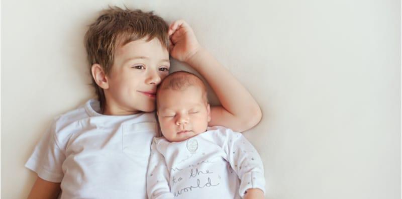 anak-pertama-dapat-adik