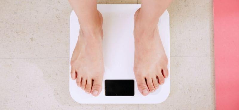 Peliknya, Berat Badan Naik Tanpa Sebab? Mungkin 7 Penyakit Ini Puncanya!