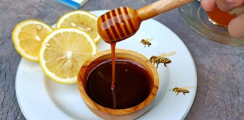 kebaikan-madu-kelulut-untuk-wanita