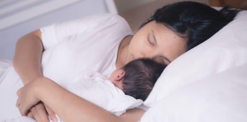 Badan Bengkak Selepas Bersalin? Buat 6 Langkah Mudah Ini!