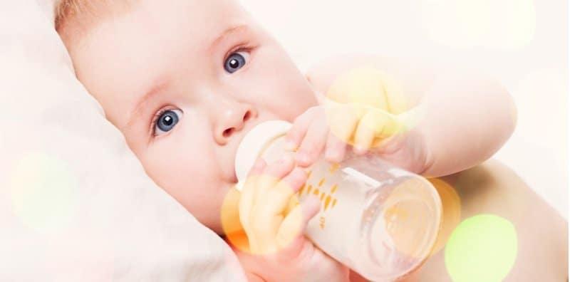 Mama, Apabila Si Manja Capai Usia Ini, Tak Perlu Lagi Beri Susu Formula!