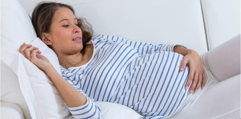 Perut Mengeras Bila Hamil 4 Bulan? Ini 5 Punca Yang Mungkin Anda Sedang Alami