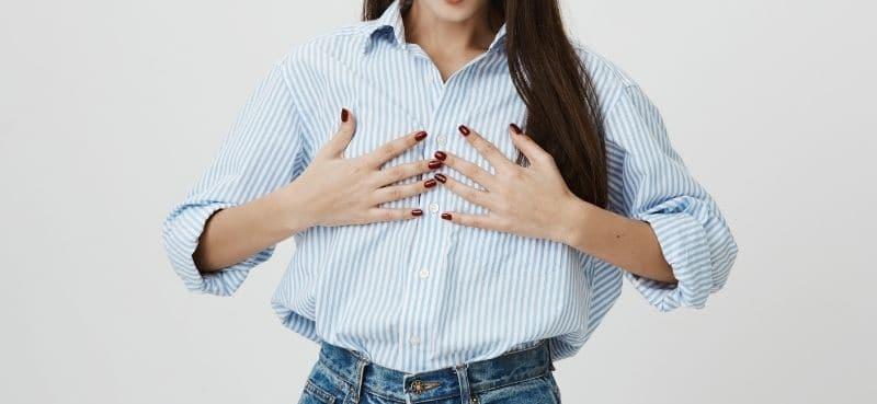 Psstttt... Ini Rahsia Jaga Payudara! Urut 15 Minit Setiap Hari, Suami Pun Boleh Tolong!