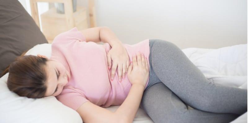 Lain Macam Sakit Perut 'Period Pain'? Ini 7 Punca Senggugut Teruk!