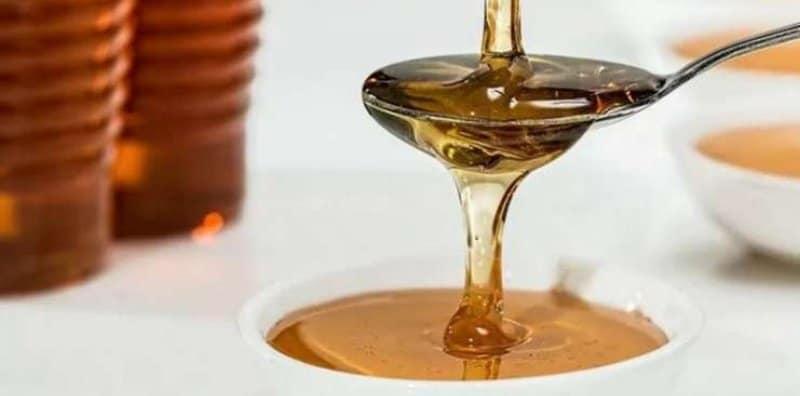 sapu-madu-pada-zakar