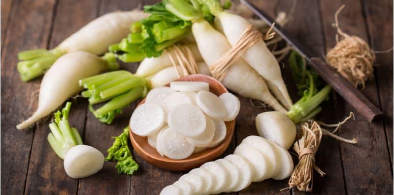 Selain Cantikkan Kulit Dan Boleh Kurus, Ini 12 Sebab Anda Harus Makan Lobak Putih!