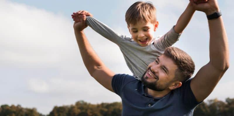 Masih Tiada Idea Nak Sambut Hari Bapa? Cuba 5 Aktiviti Ini, Buat Ayah Lebih Sayang!