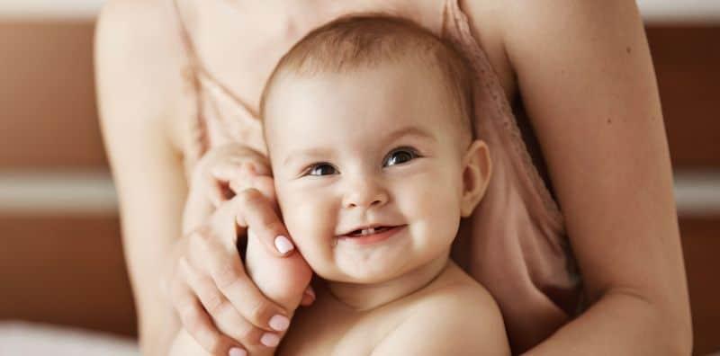 Wah! Baby Sudah Ada Banyak Gigi Susu! Jom Kira Berapa Batang Gigi Anak Sekarang