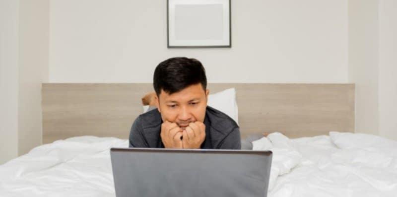 Hari-Hari Onani, Lama-Lama Ia Akan Beri 4 Kesan Bahaya Ini Pada Otak Anda!