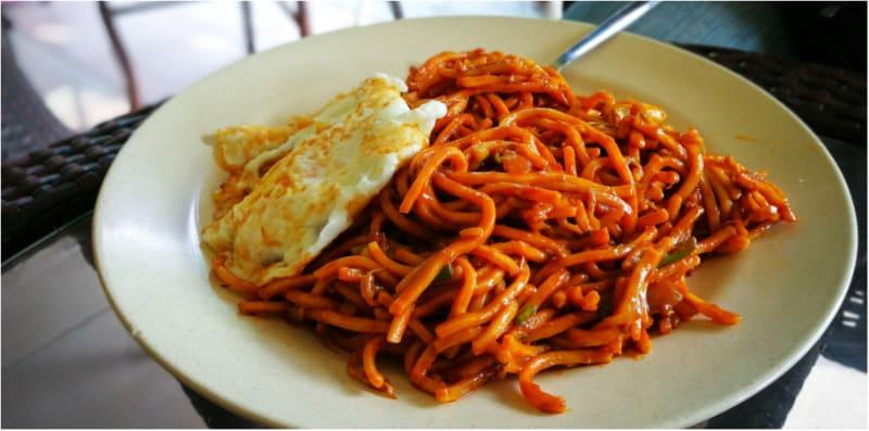 Ibu-Ibu Boleh Cuba 3 Resipi Mi Goreng Sedap Ini, Gerenti Anak Dan Suami Makan Bertambah!